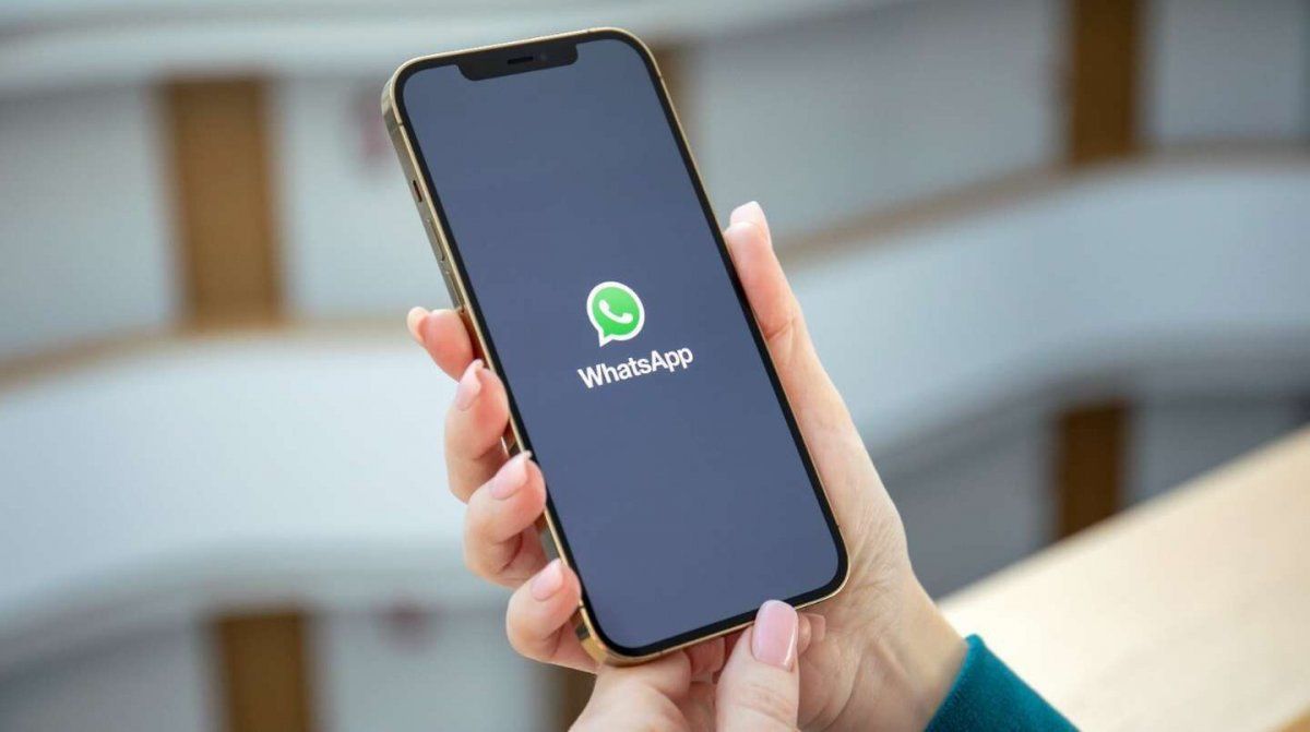 WhatsApp se podría usar en dos teléfonos Android al mismo tiempo, según una filtración