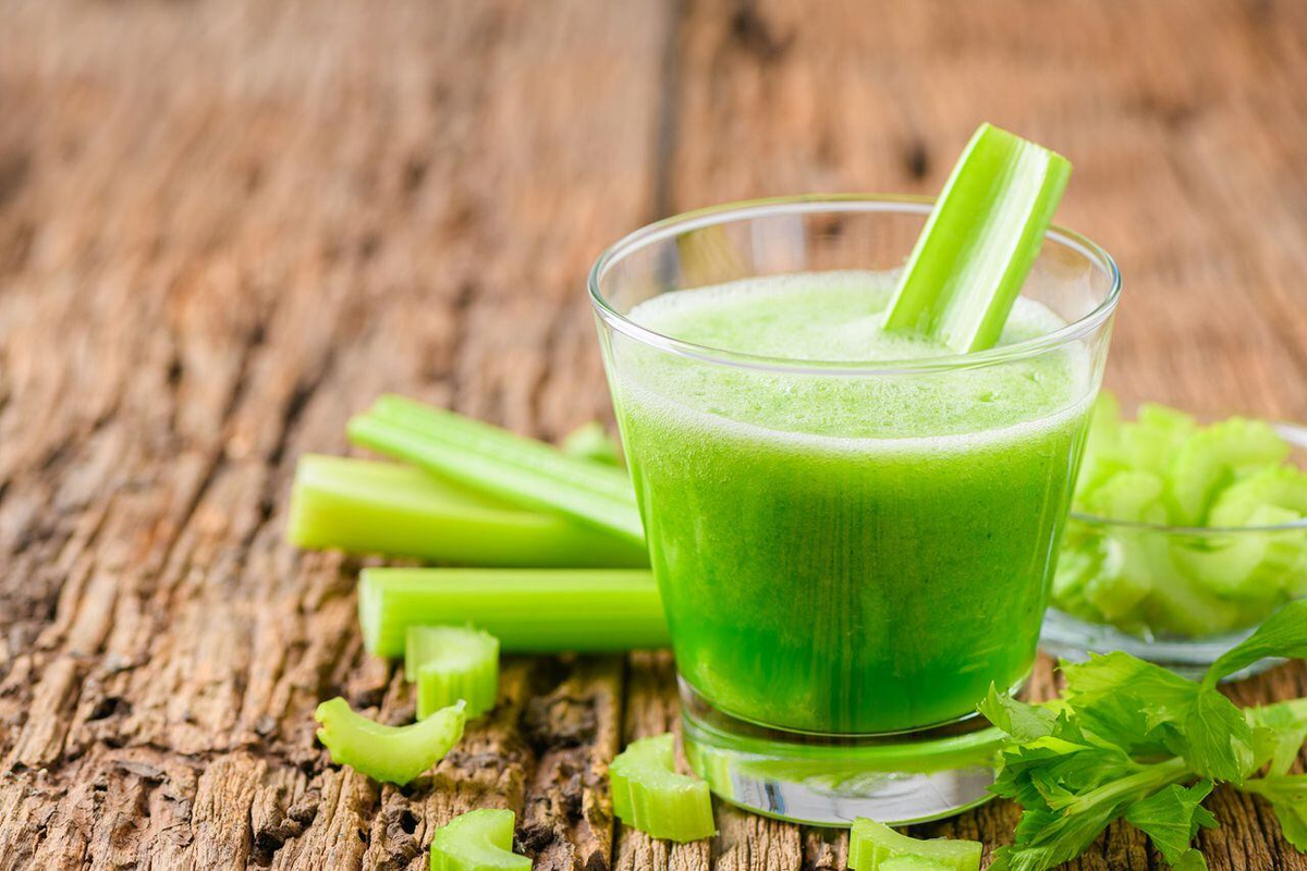 Jugo de apio para la dieta: beneficios y contraindicaciones