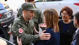 La jefa del bloque de senadores de La Libertad Avanza (LLA), Patricia Bullrich, se reunió este jueves con el gendarme Nahuel Gallo.