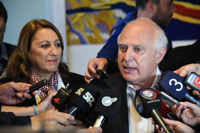 Lifschitz reclamó una “estrategia nacional” que incluya a los aeropuertos santafesinos