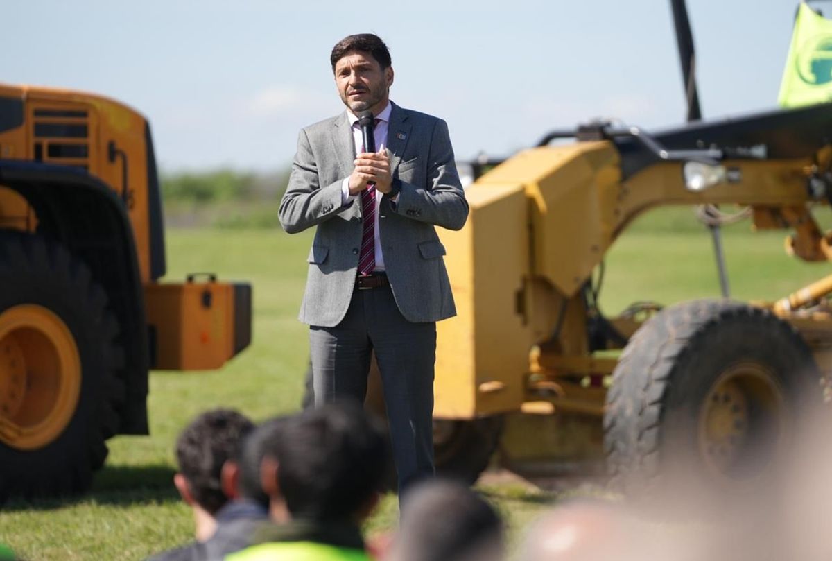 Maximiliano Pullaro valoró la inversión en obra pública en Santa Fe.&nbsp;
