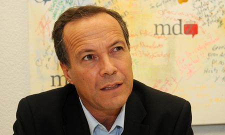 El Tribunal Electoral de Santa Fe rechazó los planteos realizados por el Frente Amplio Progresista (FAP), y le otorgó la banca en la Cámara baja al actual diputado de Igualdad, Rubén Giustiniani. El Tribunal Electoral de Santa Fe rechazó los planteos realizados por el Frente Amplio Progresista (FAP), y le otorgó la banca en la Cámara baja al actual diputado de Igualdad, Rubén Giustiniani.