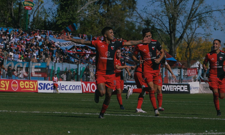 Colón, obligado a ganarle a Brown y esperar resultados: arranca la fecha 32 de la Primera Nacional Colón, obligado a ganarle a Brown y esperar resultados: arranca la fecha 32 de la Primera Nacional
