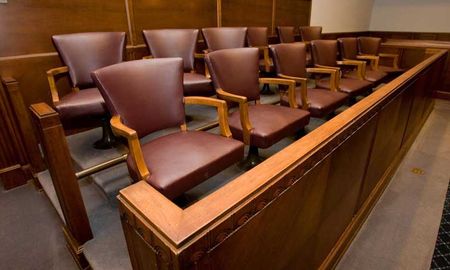 El juicio por jurados es utilizado actualmente en 11 provincias del país. El juicio por jurados es utilizado actualmente en 11 provincias del país.