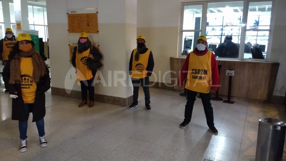 Los trabajadores de Asoem cumplen con el paro de este miércoles.