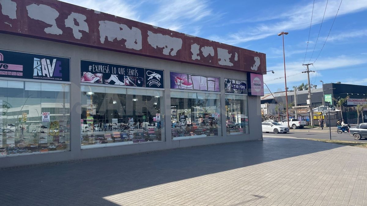 La empresa proveedora de internet confirmó que deberán reponer 400 metros de cableado. La empresa proveedora de internet confirmó que deberán reponer 400 metros de cableado.