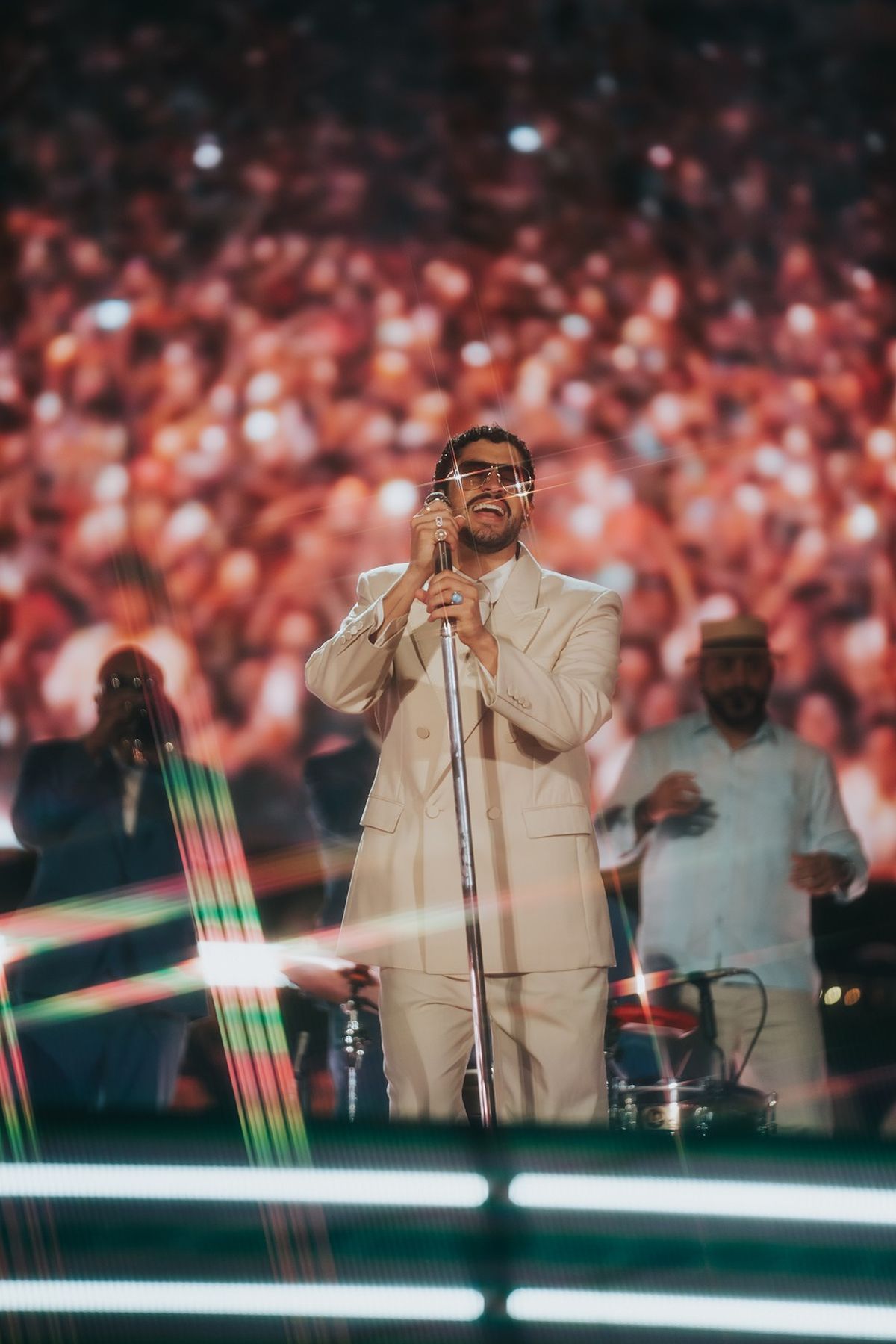 Bad Bunny llenó tres River. (Dale Play)