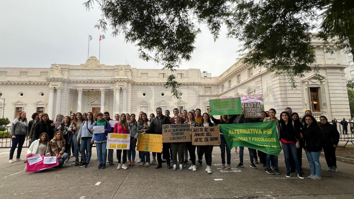 Profesionales de la Salud reclaman celeridad en los cambios de la ley del Arte de Curar