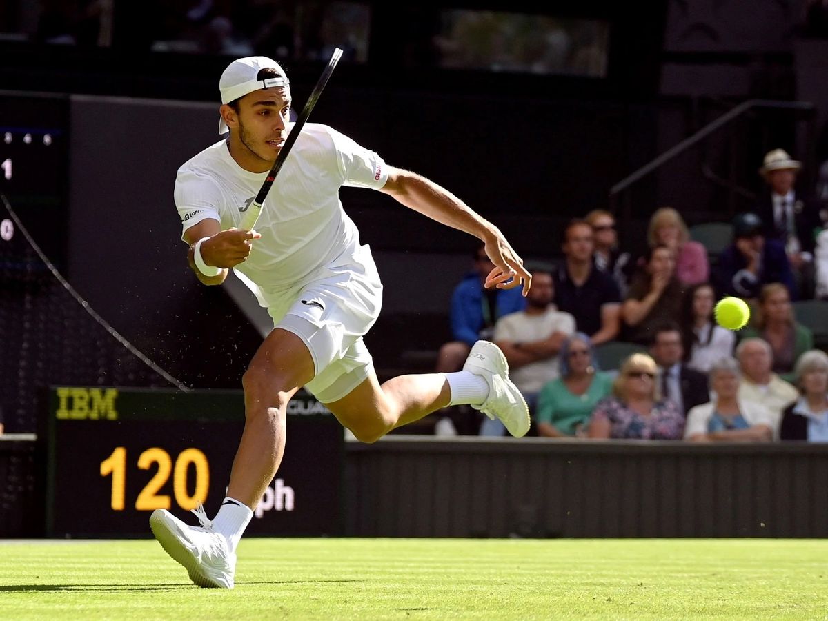 Francisco Cerúndolo dejó buenas impresiones de su actuación en Wimbledon, a pesar de caer con Rafael Nadal.