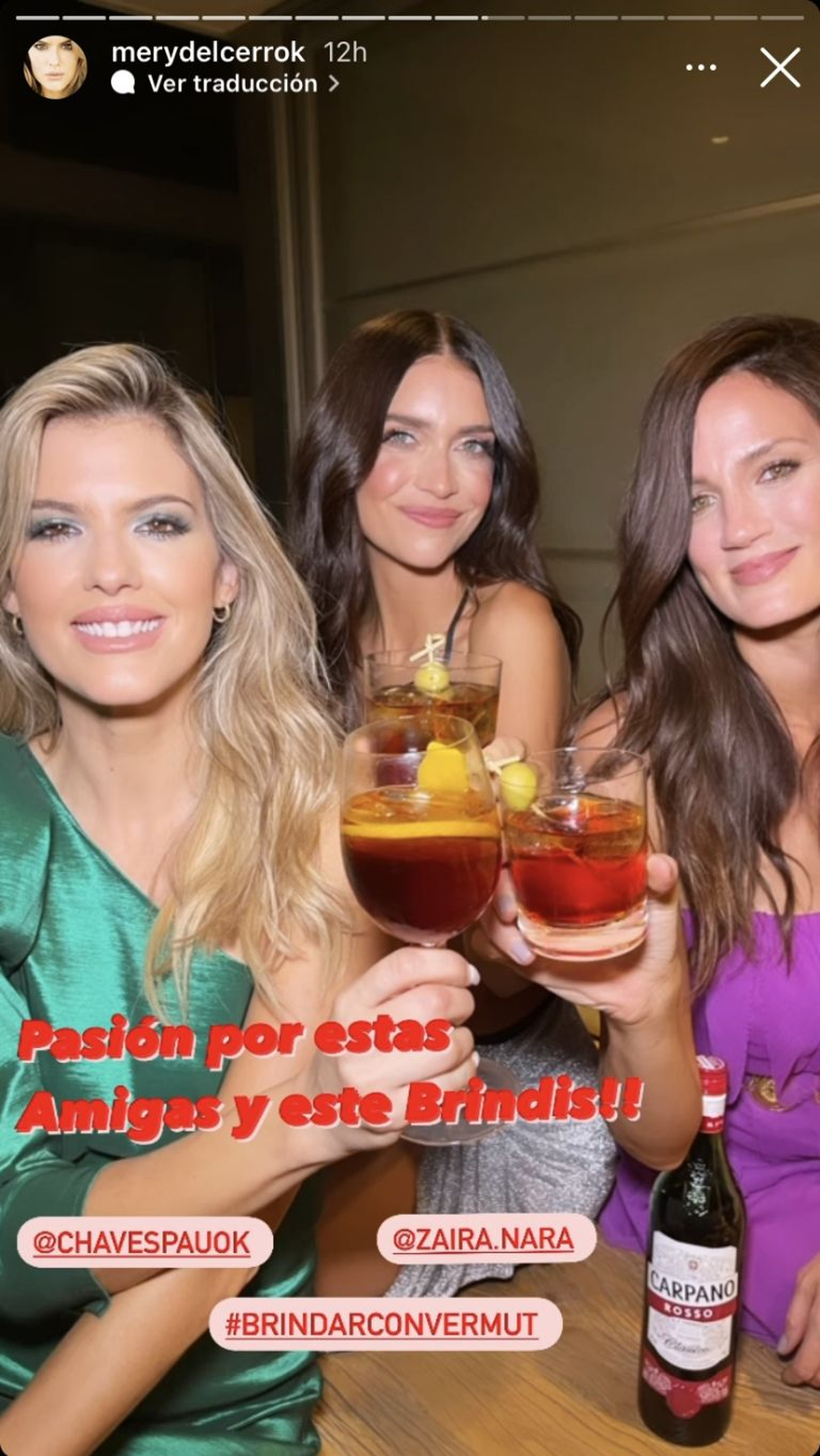 Zaira Nara, Mery del Cerro y Paula Chaves brindaron juntas.