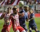 polemico final: union perdio con huracan y sumo la tercera derrota consecutiva polemico final: union perdio con huracan y sumo la tercera derrota consecutiva
