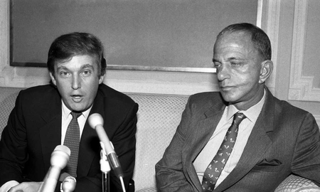 Roy Cohn y Donald Trump Roy Cohn y Donald Trump