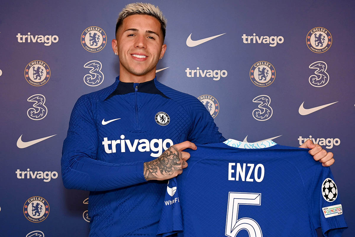 Enzo Fernández ya no usará el 5 en su espalda. Enzo Fernández ya no usará el 5 en su espalda.