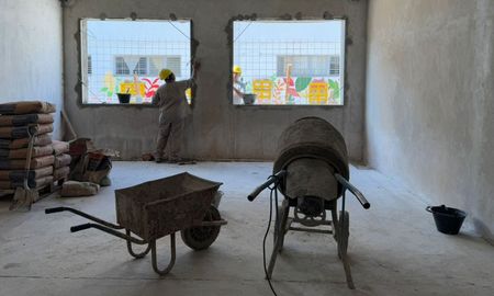 El Ministerio de Educación de Santa Fe proyecta nuevas aulas en 16 escuelas de la ciudad. El Ministerio de Educación de Santa Fe proyecta nuevas aulas en 16 escuelas de la ciudad.