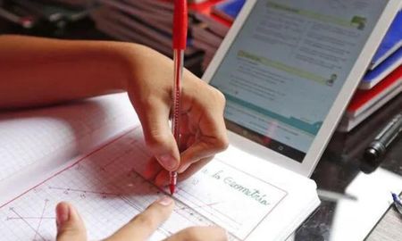 Los gremios docentes de Santa Fe rechazaron el proyecto de educación esencial. Los gremios docentes de Santa Fe rechazaron el proyecto de educación esencial.