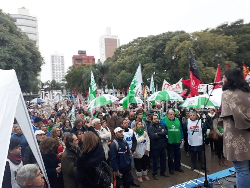 “Fuerzas armadas represivas, Nunca Más”