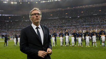 ¿Otro cambio?: Barcelona piensa en Laurent Blanc para reemplazar a Quique Setién