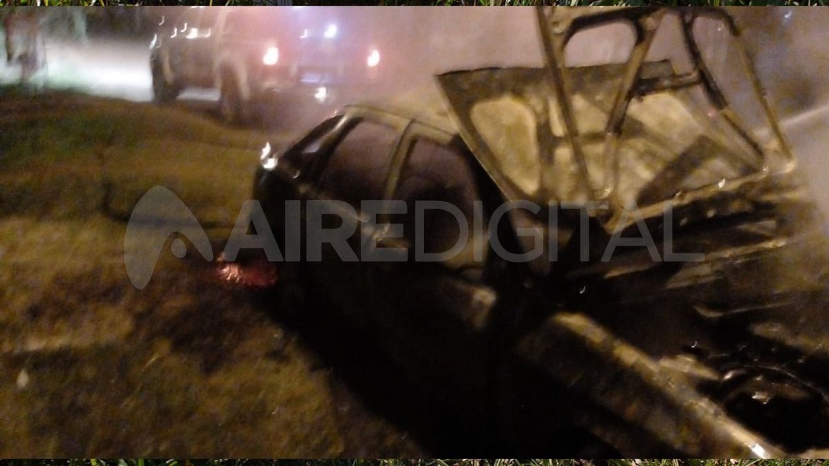 El coche de Rodrigo estaba parado en la vía pública debido a un desperfecto mecánico.