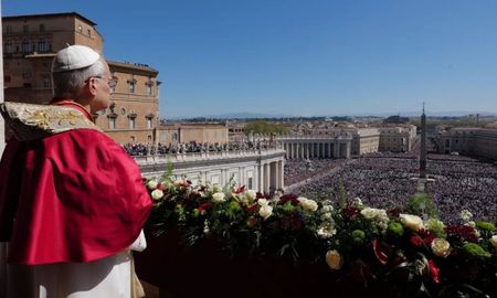 El papa León XIV advirtió sobre la “globalización de la indiferencia” y llamó a los líderesmundiales a elegir el diálogo sobre la fuerza. Foto: Agencia NA/Vatican News El papa León XIV advirtió sobre la “globalización de la indiferencia” y llamó a los líderesmundiales a elegir el diálogo sobre la fuerza. Foto: Agencia NA/Vatican News