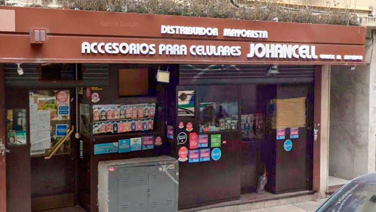 Un comerciante de nacionalidad peruana fue hallado asesinado en su local de venta de accesorios para celulares del barrio porteño de Balvanera
