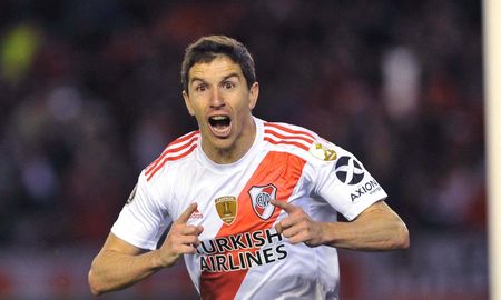 Nacho Fernández, de 31 años, podría emigrar de River para sumarse al Atlético Mineiro de Jorge Sampaoli. Nacho Fernández, de 31 años, podría emigrar de River para sumarse al Atlético Mineiro de Jorge Sampaoli.