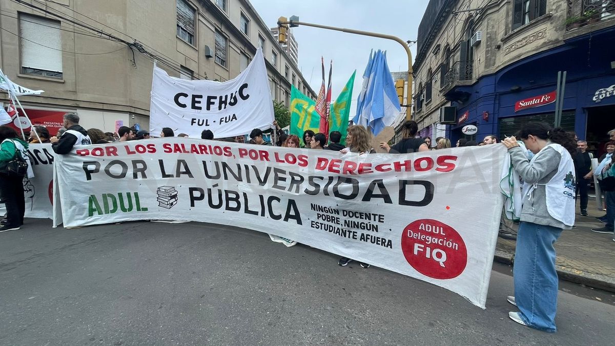 Los gremios universitarios lanzaron un paro para el 17 de octubre.