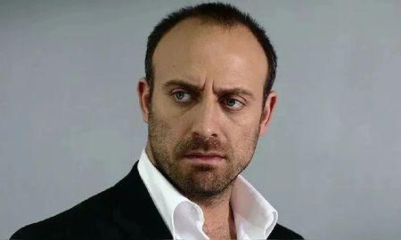 Halit Ergenç enfrenta un revés legal que sacude al mundo del espectáculo turco.