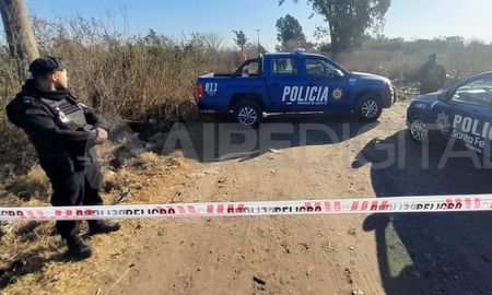 Los investigadores saben que las mujeres fueron asesinadas en otro lugar y luego trasladadas a este descampado de Pérez. Los investigadores saben que las mujeres fueron asesinadas en otro lugar y luego trasladadas a este descampado de Pérez.