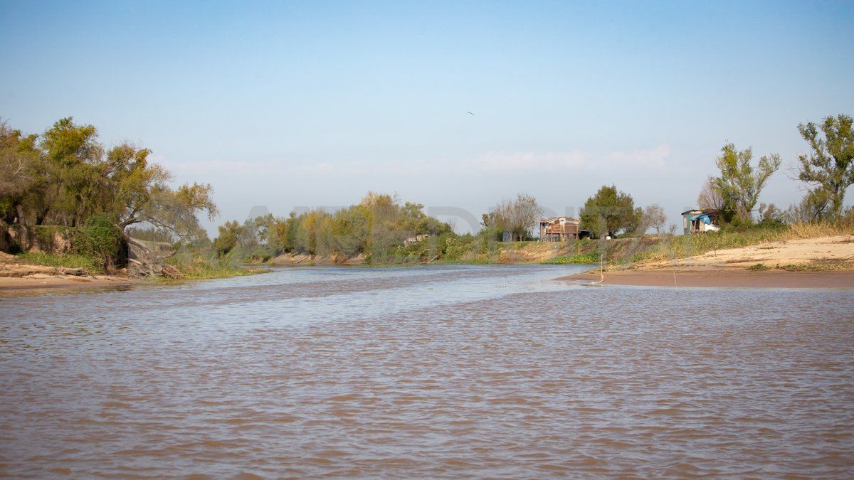 Por la tendencia climática, los especialistas aseguran que hay bajante para rato en la cuenca del río Paraná.