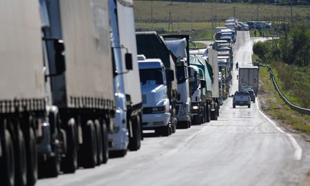 En Santa Fe y en la región no se aplica el aumento de gasoil para vehículos extranjeros que dispuso YPF. En Santa Fe y en la región no se aplica el aumento de gasoil para vehículos extranjeros que dispuso YPF.