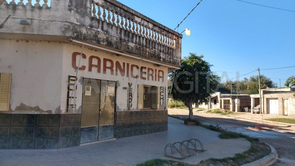 El violento asalto se consumó en las primeras horas del miércoles, en el interior del inmueble