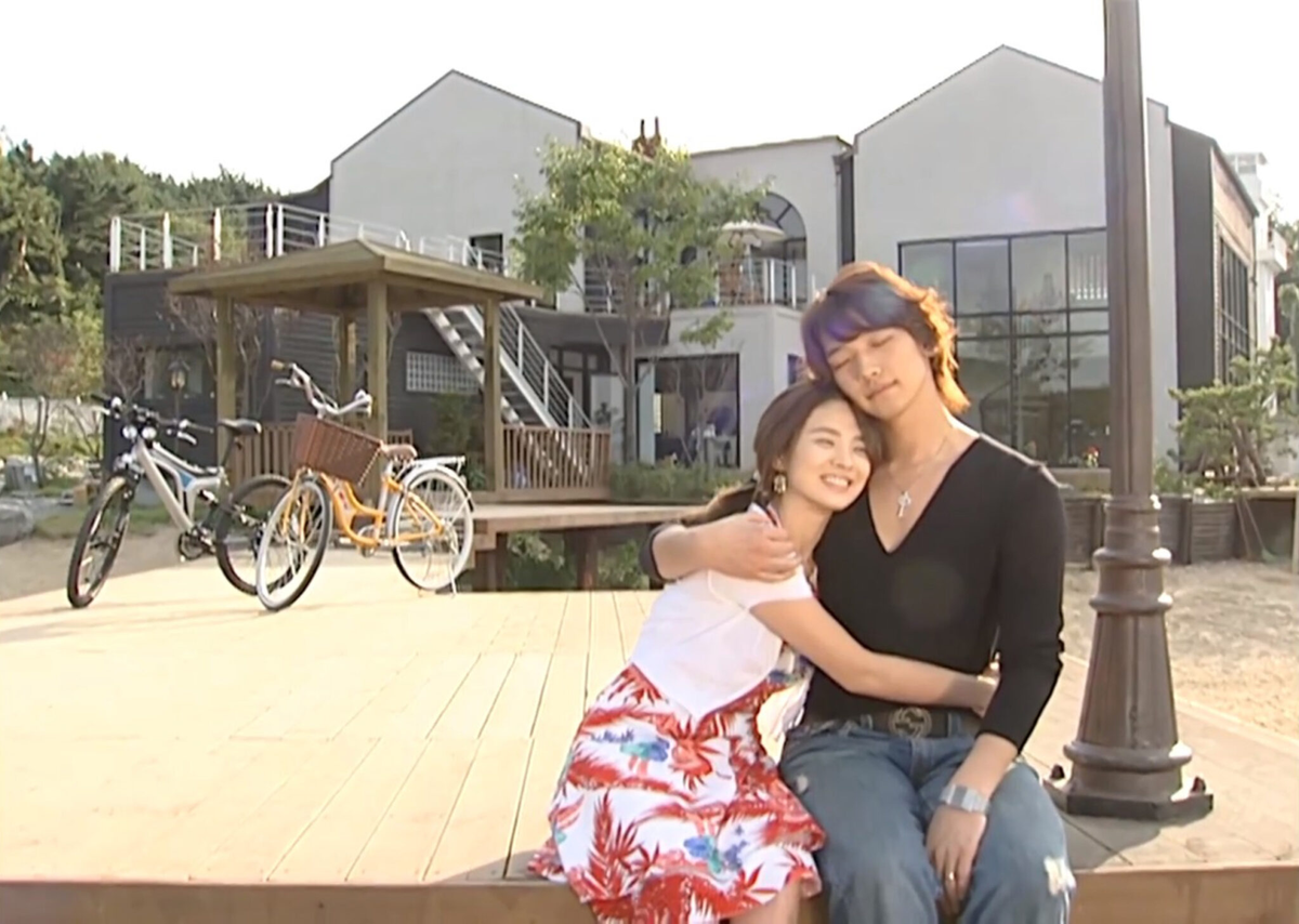 "Full House", la serie coreana de 2004 protagonizada por Song Hye Kyo y Rain que está en Netflix. "Full House", la serie coreana de 2004 protagonizada por Song Hye Kyo y Rain que está en Netflix.
