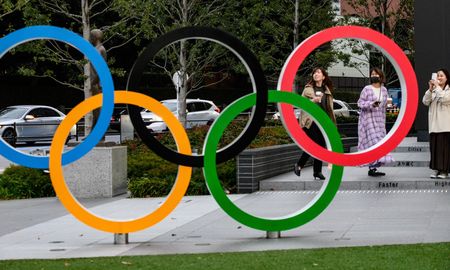 El gobierno de Japón anunció el fin del estado de emergencia en Tokio, a un mes del comienzo de los Juegos Olímpicos. El gobierno de Japón anunció el fin del estado de emergencia en Tokio, a un mes del comienzo de los Juegos Olímpicos.