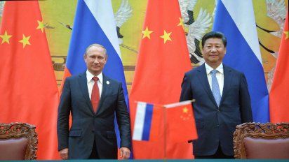 China negó que haya enviado armas a Rusia.