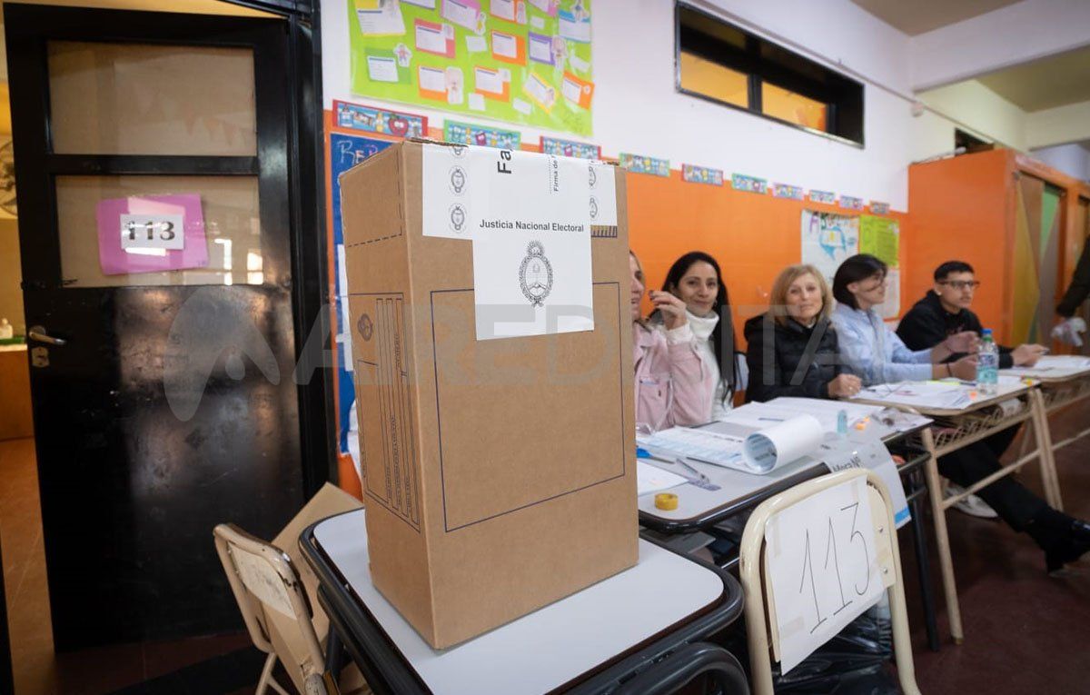 En Santa Fe los comicios pudieron desarrollarse con normalidad. En Santa Fe los comicios pudieron desarrollarse con normalidad.