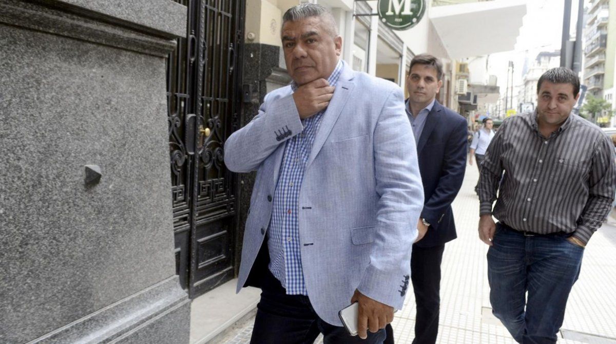 Claudio Chiqui Tapia fue reelecto a trav&eacute;s de teleconferencia. Su mandato ser&aacute; hasta 2025 y tendr&aacute; la oportunidad de ir por la reelecci&oacute;n en 2029.