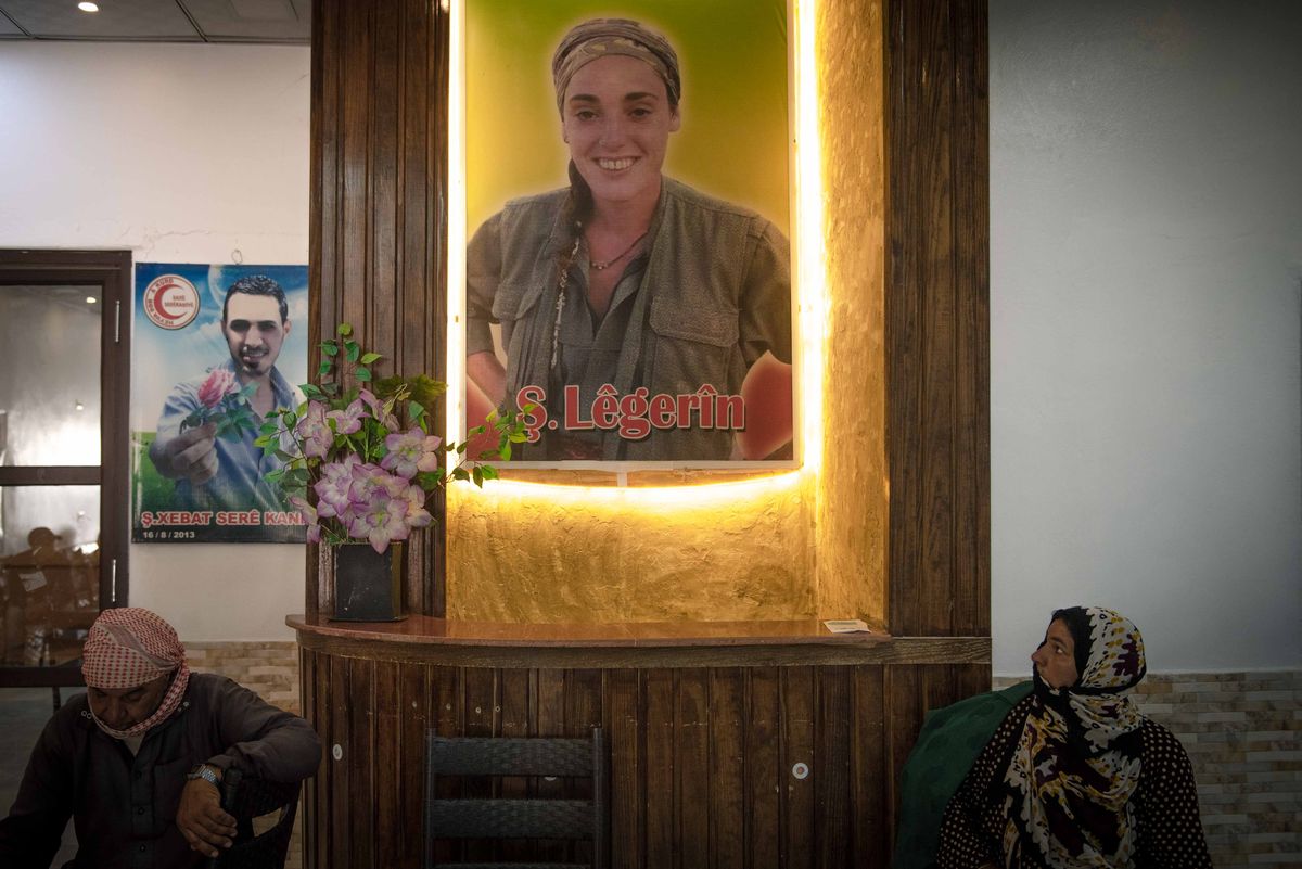 Alina Sánchez, la “Maradona de la Medicina” es amada por el pueblo kurdo.