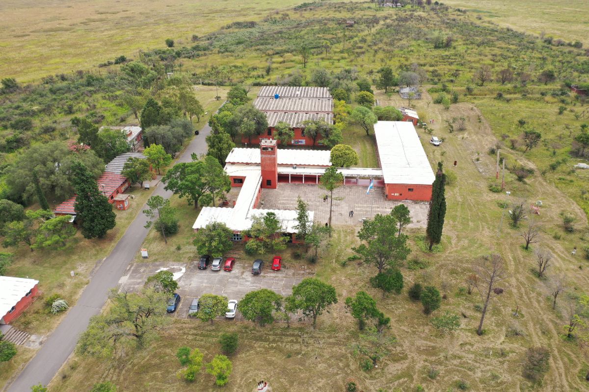El juez Vaca Narvaja informó que se habían encontrado huesos, los cuales serán analizados por el EAAF para determinar si es posible extraer ADN y, de esa manera, establecer si pertenecen a víctimas del terrorismo de Estado. El juez Vaca Narvaja informó que se habían encontrado huesos, los cuales serán analizados por el EAAF para determinar si es posible extraer ADN y, de esa manera, establecer si pertenecen a víctimas del terrorismo de Estado.