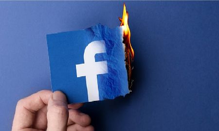 Facebook vive días tumultuosos luego de la renuncia de una empleada y sus fuertes dichos contra políticas de la compañía. Facebook vive días tumultuosos luego de la renuncia de una empleada y sus fuertes dichos contra políticas de la compañía.