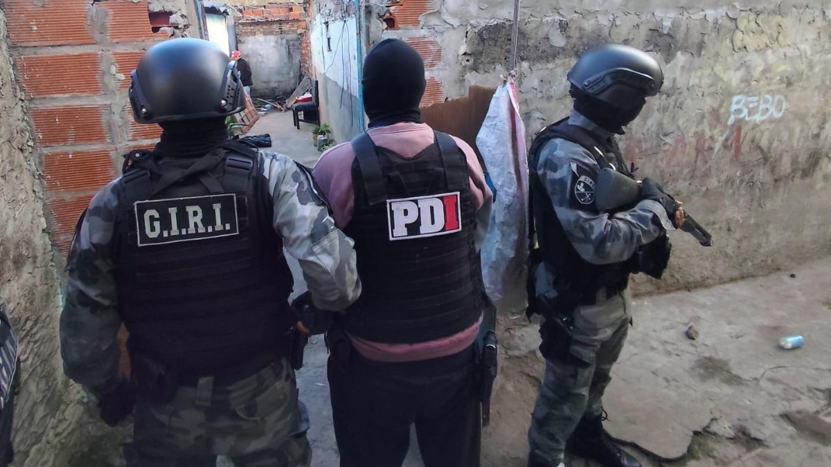 En uno de los inmuebles allanados se secuestraron elementos de interés para la investigación