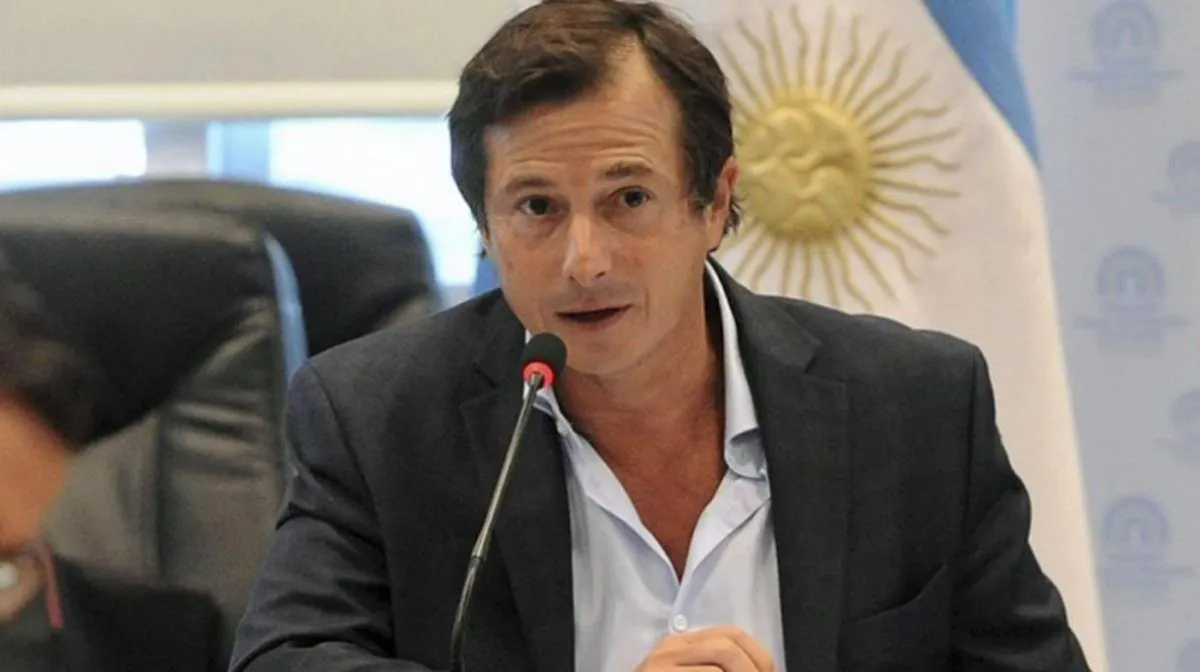 El precandidato Daniel Lipovetzky fue viral por un insólito video de campaña.