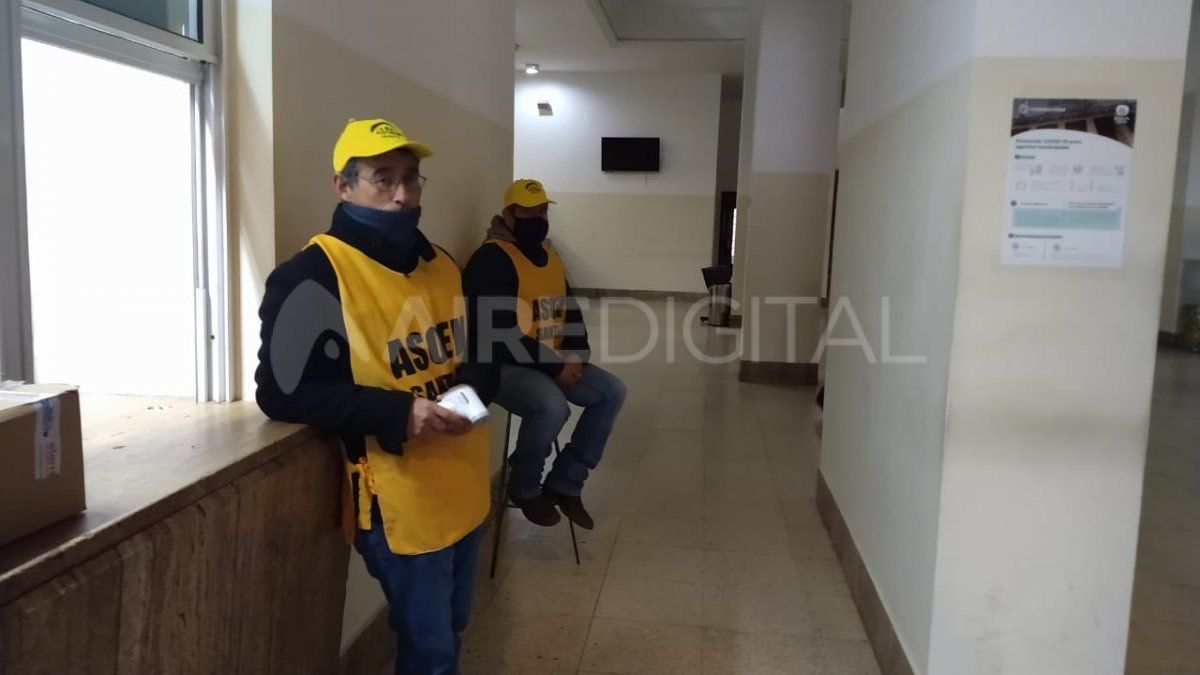 Los trabajadores de Asoem cumplen con el paro de este miércoles.