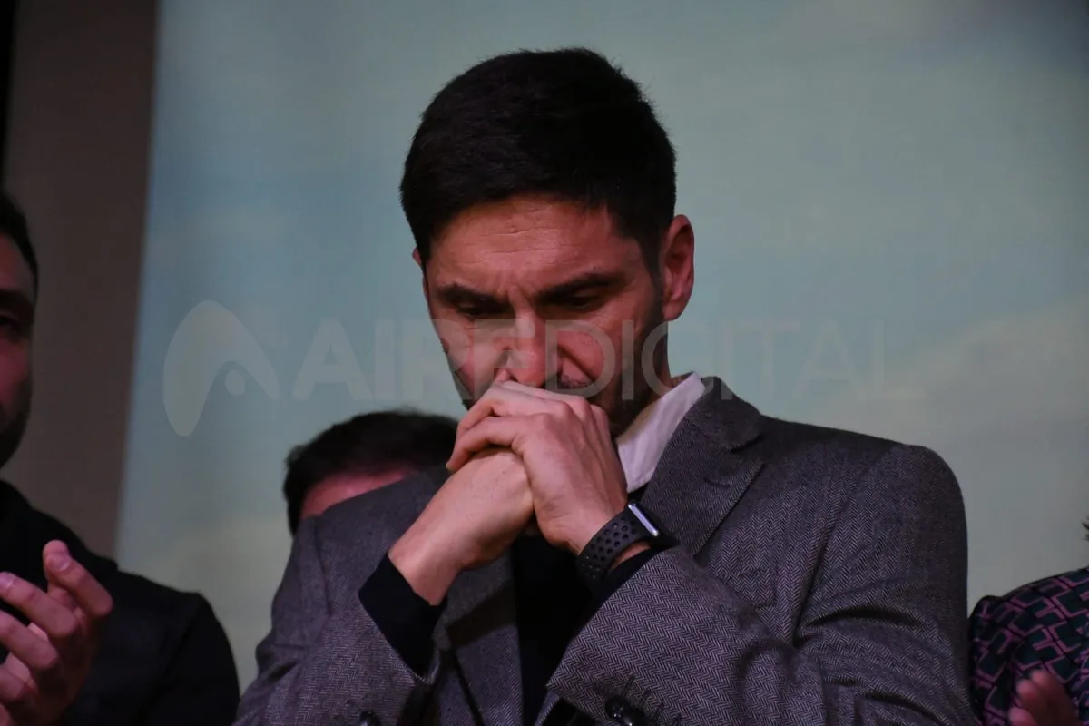 Hay triunfos circunstanciales. Y triunfos que forjan liderazgos. Maximiliano Pullaro obtuvo una victoria aplastante en las Paso provinciales. Hay triunfos circunstanciales. Y triunfos que forjan liderazgos. Maximiliano Pullaro obtuvo una victoria aplastante en las Paso provinciales.