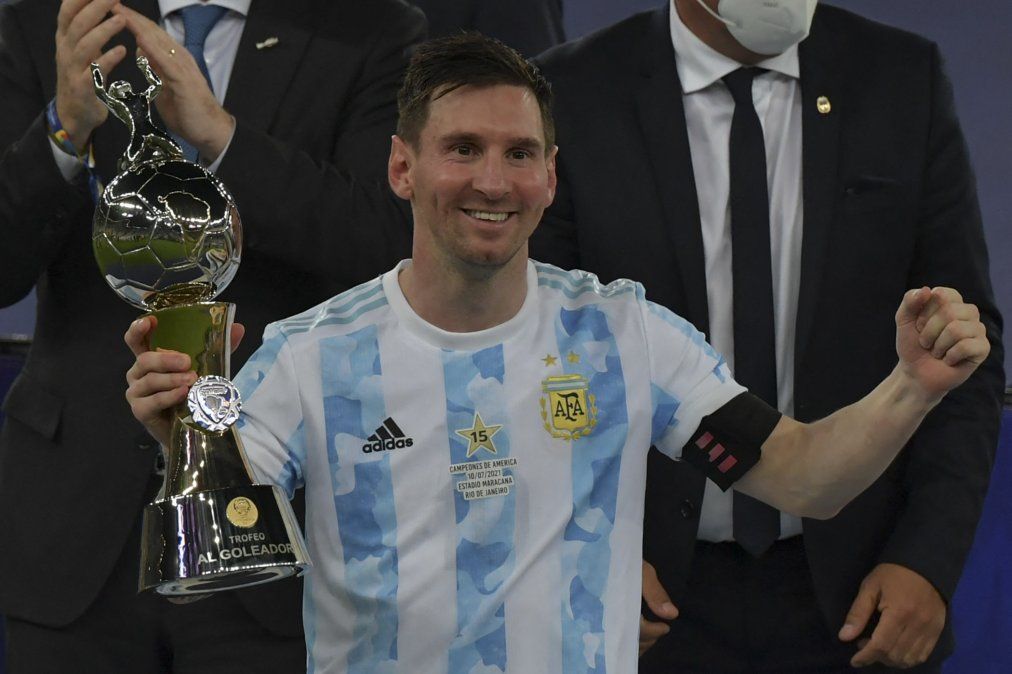 Lionel Messi terminó como máximo goleador de la Copa América y fue elegido como mejor jugador del torneo