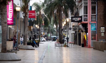 Este lunes habrá actividad parcial en el sector comercial. Este lunes habrá actividad parcial en el sector comercial.