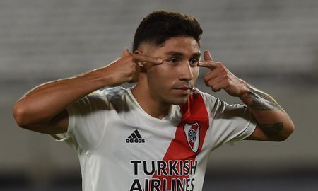 Gonzalo Montiel se lesionó y es duda para el partido entre River y Atlético Mineiro por la Copa Libertadores. Gonzalo Montiel se lesionó y es duda para el partido entre River y Atlético Mineiro por la Copa Libertadores.