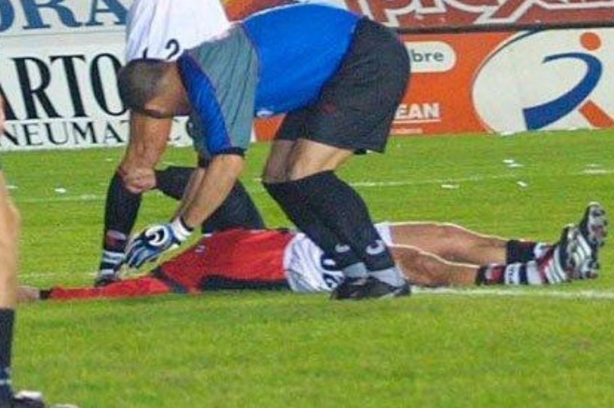 Tras la suspensión del partido, Gabriel Migliónico fue hospitalizado, y llegó consciente pero muy aturdido al Hospital José María Cullen. Tras anunciarse esta situación en el Estadio, el aplauso que bajó desde las tribunas fue excepcional. Tras la suspensión del partido, Gabriel Migliónico fue hospitalizado, y llegó consciente pero muy aturdido al Hospital José María Cullen. Tras anunciarse esta situación en el Estadio, el aplauso que bajó desde las tribunas fue excepcional.
