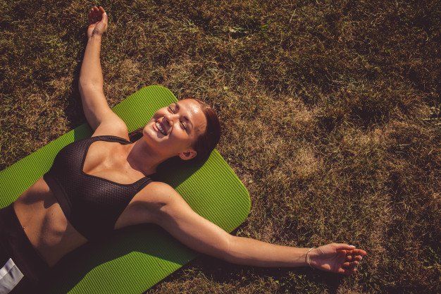 Cuántas calorías se deben consumir diariamente