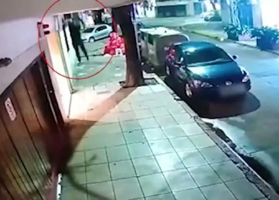 Detuvieron a tres ladrones que escalaron a un primer piso para robar en Palermo