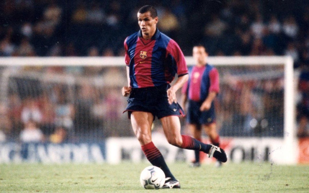 Rivaldo, ex jugador del Barcelona, aseguró que Lionel Messi se irá del Barcelona.